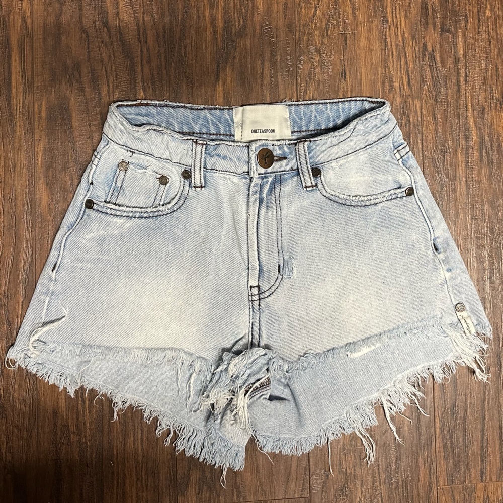 OFFERS WELCOME! One Teaspoon Jean Shorts: Sz 22 Like New!